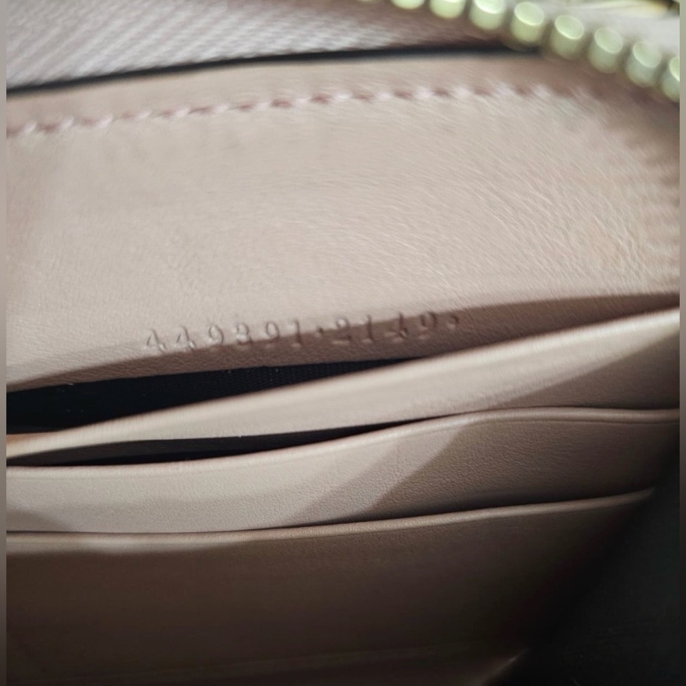 Authentic Gucci Microguccissima Soft Pink Zip Around Wallet - Picture 7 of 10